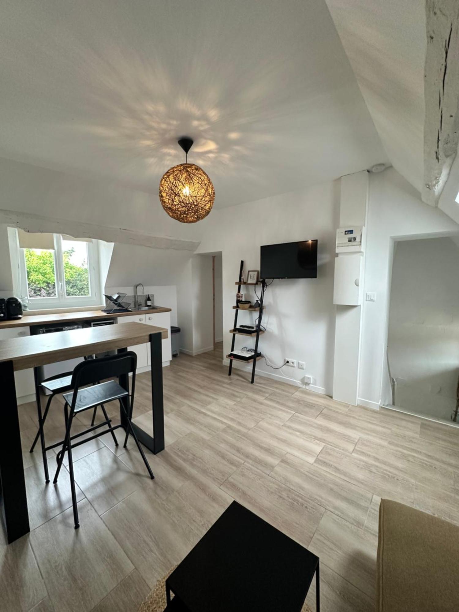 Appartements Pacy-Sur-Eure エクステリア 写真