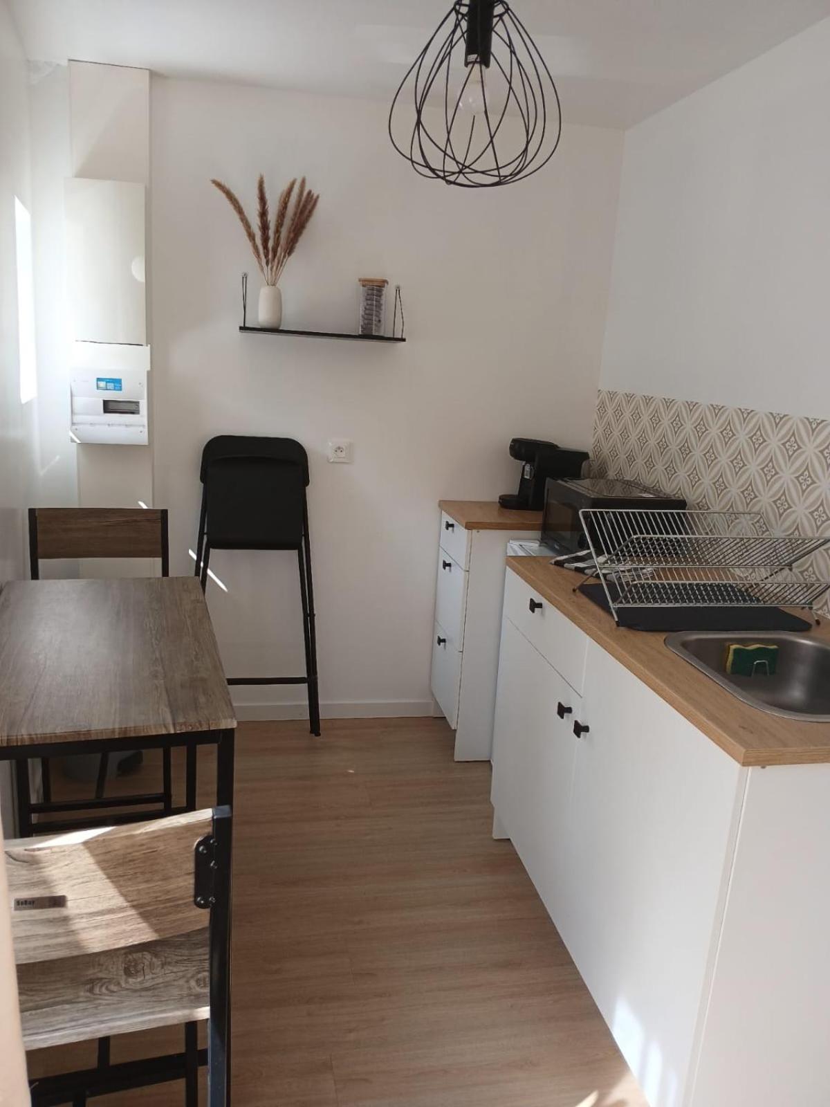 Appartements Pacy-Sur-Eure エクステリア 写真